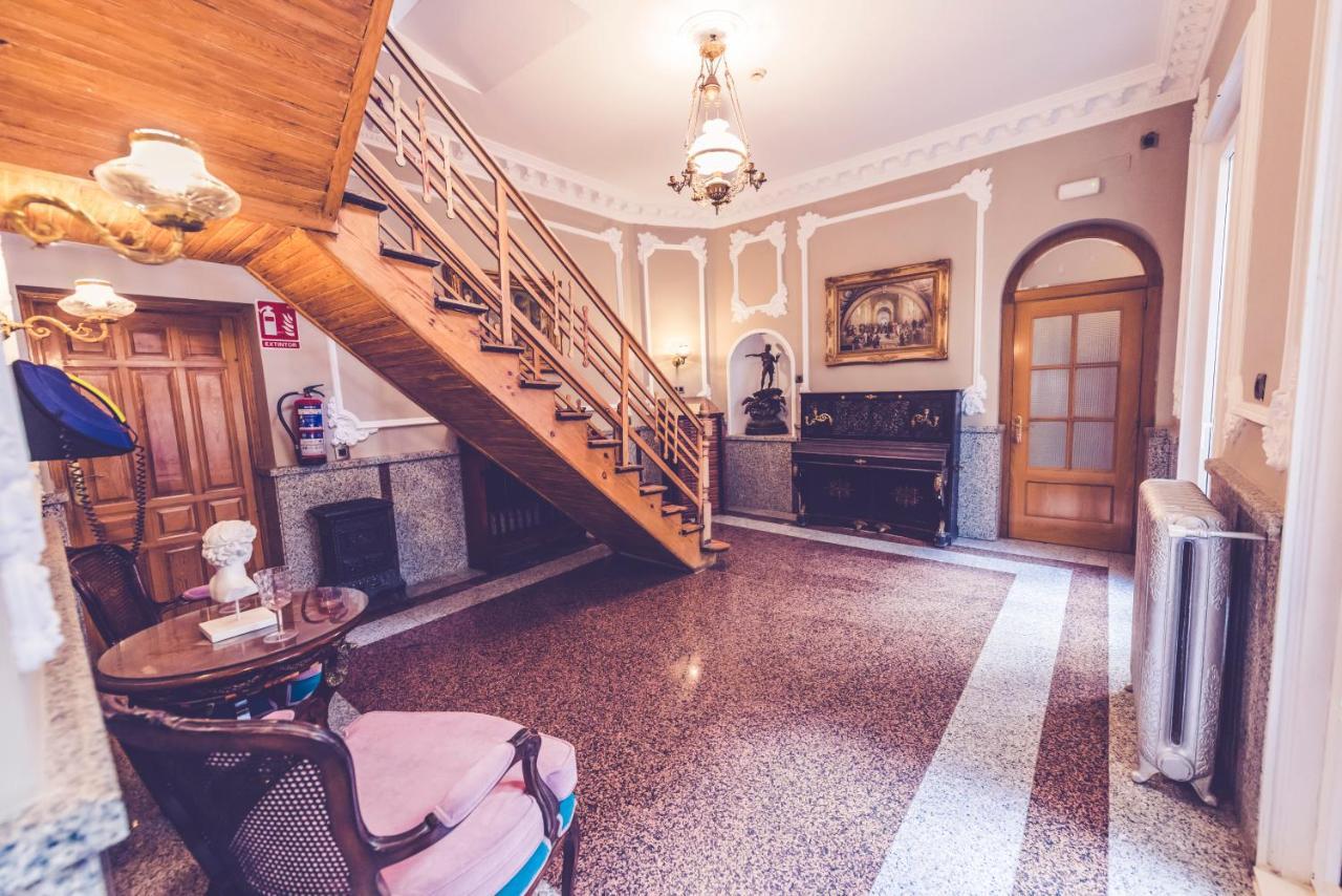 Hostal Marlasca Мадрид Экстерьер фото