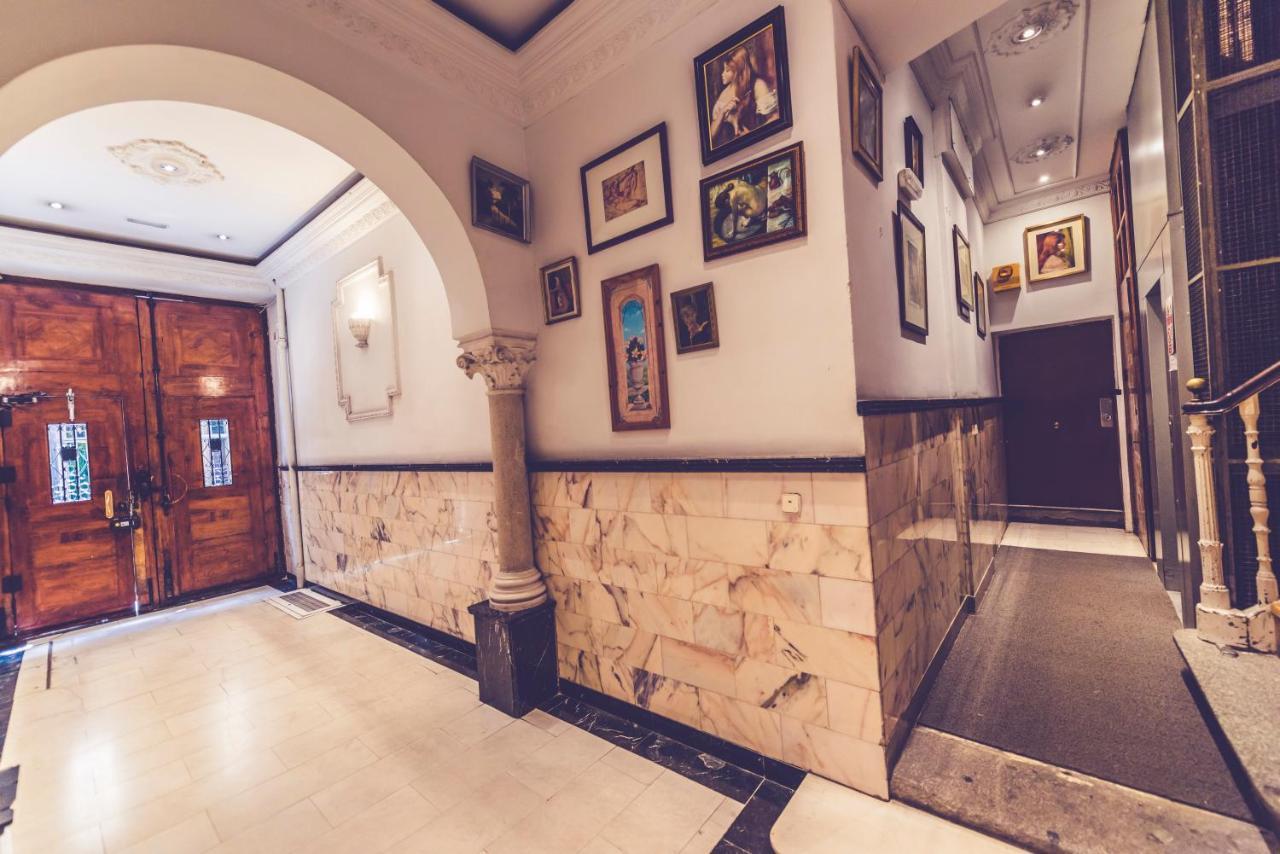 Hostal Marlasca Мадрид Экстерьер фото