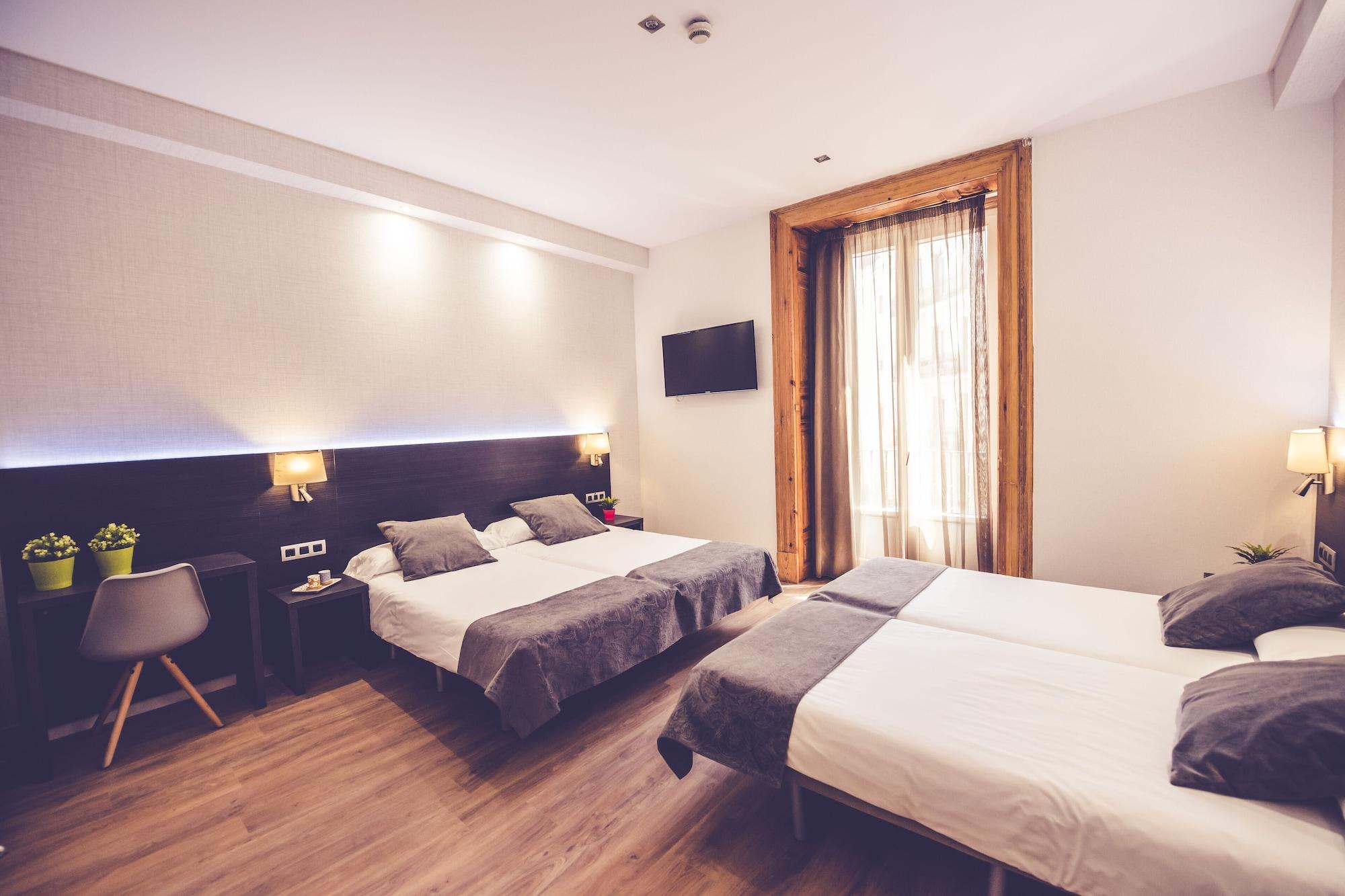 Hostal Marlasca Мадрид Экстерьер фото