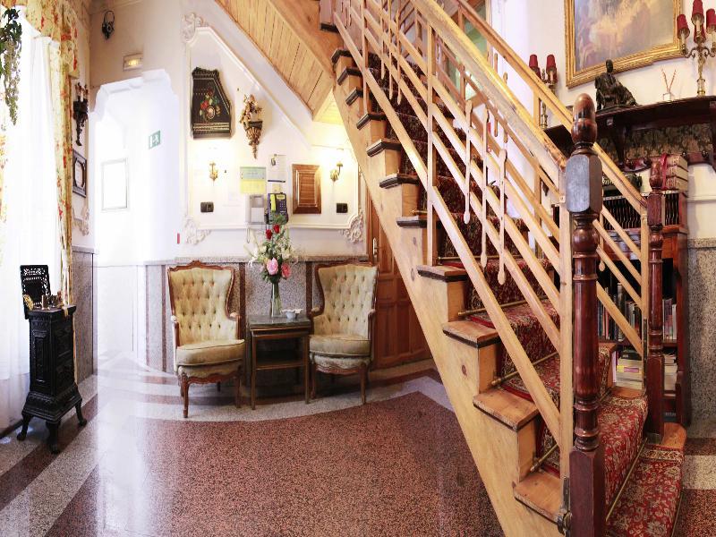 Hostal Marlasca Мадрид Экстерьер фото