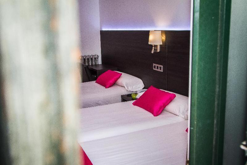 Hostal Marlasca Мадрид Номер фото